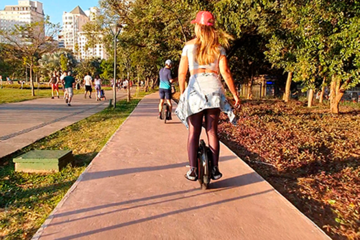 Manifestação no Parque do Povo pede justiça por ciclista assassinado e mais segurança