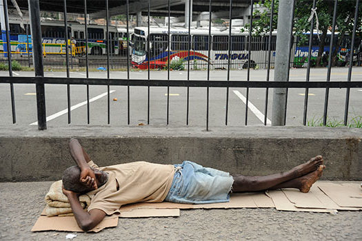 Rio expulsa moradores de rua para “fazer bonito” para os turistas