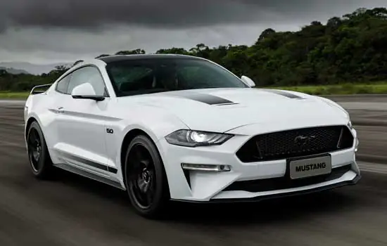 Ford anuncia o Mustang Black Shadow