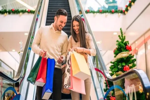 Vendas de Natal devem movimentar cerca de R$ 5 bilhões em lojas de shoppings