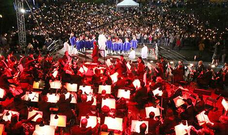 Orquestra e Coro da Cidade abriram o ‘Natal da ACISA’