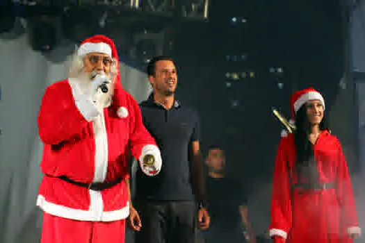 Papai Noel e Luzes Dançantes na abertura do Natal Iluminado de Diadema