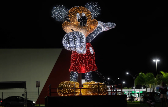 ‘Fábrica do Mickey’ invade o natal do Litoral Plaza