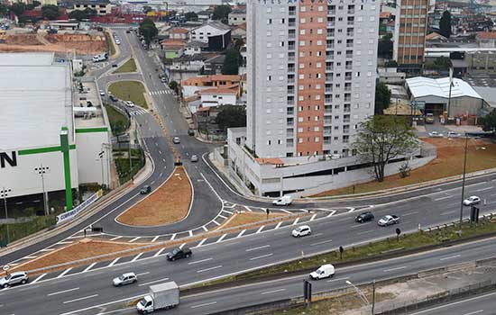 Marinho inaugura novo acesso à Rodovia Anchieta