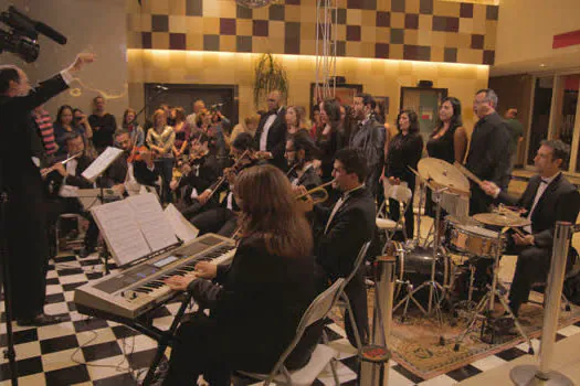 Orquestra Pública do ABC faz concerto em homenagem ao Dia das Mães