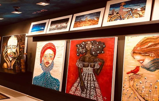 Galeria de arte inaugura com sarau na Av. Paulista