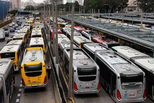 Paralisação de motoristas de ônibus afeta 21 linhas na zona leste de SP