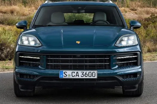 Ação global: Porshe apresenta terceira geração do Cayenne