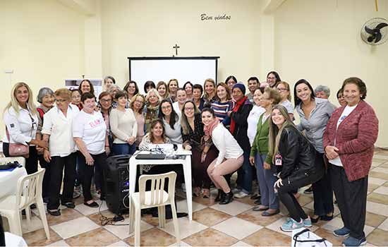 Programa conscientiza mais de mil mulheres de São Caetano no combate ao câncer de mama