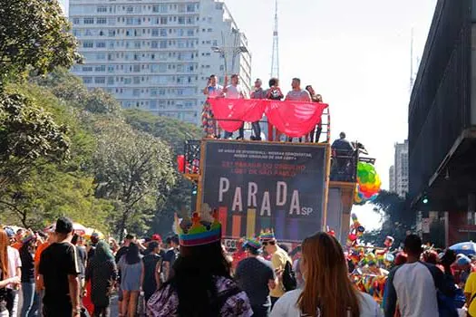 Parada do Orgulho LGBT de São Paulo de 2019 ecoa: ‘Resistência’