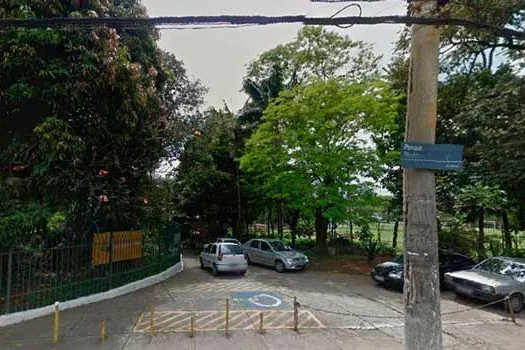 Homem é encontrado morto preso em lança de grade de parque na zona norte de SP