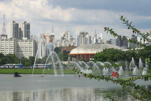 Concessionária quer deque no lago do Ibirapuera e novo Museu do Folclore