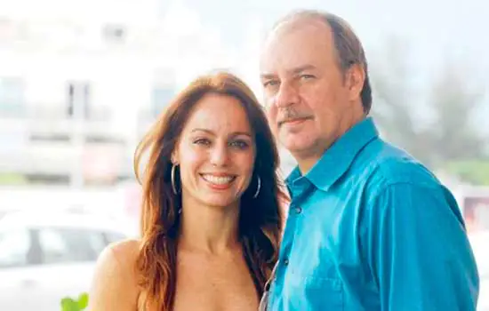 “Nem aberto nem fechado”. Assim Claudia Mauro definiu seu casamento com Paulo César Grande