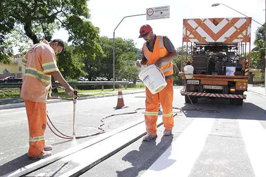 Trânsito de Ribeirão Pires realiza melhorias na sinalização viária