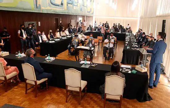 Paulo Serra toma posse em segundo mandato e faz primeira reunião de secretariado