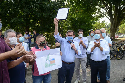 Morando anuncia instalação de Praça-Parque no bairro dos Fincos