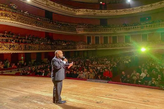 Teatro Sérgio Cardoso recebe Prêmio Arcanjo 2022