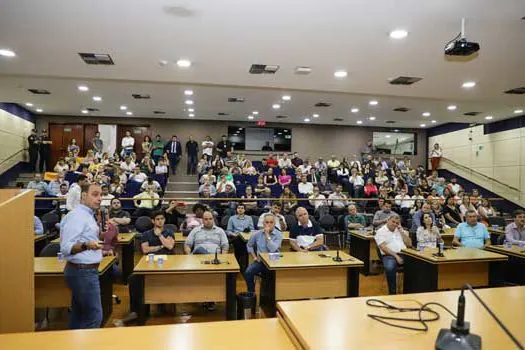 Legislativo de São Caetano recebe prestação de contas da Prefeitura