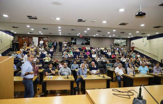 Legislativo de São Caetano recebe prestação de contas da Prefeitura