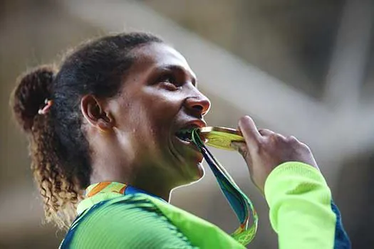 Judoca Rafaela Silva é o primeiro ouro