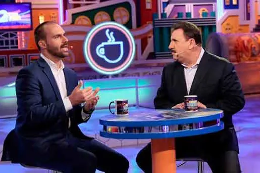 Eduardo Bolsonaro: ‘se pudesse voltar atrás, talvez não falasse em AI-5’