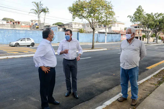 São Bernardo entrega recapeamento asfáltico de 105 ruas do Jordanópolis e Vila Vivaldi