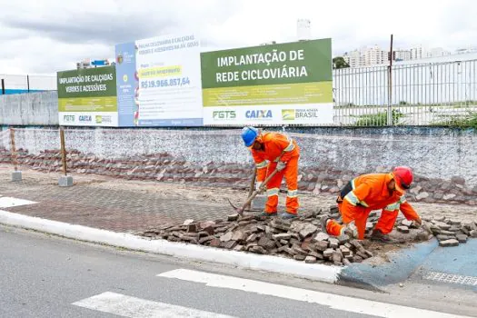 Avenida Goiás, em São Caetano, começa a ganhar calçadas verdes e acessíveis_x000D__x000D_