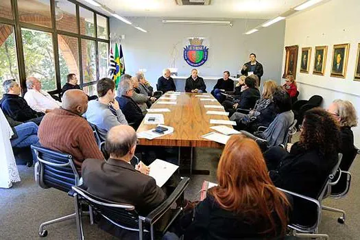 Paulo Pinheiro e contadores debatem a desburocratização em São Caetano