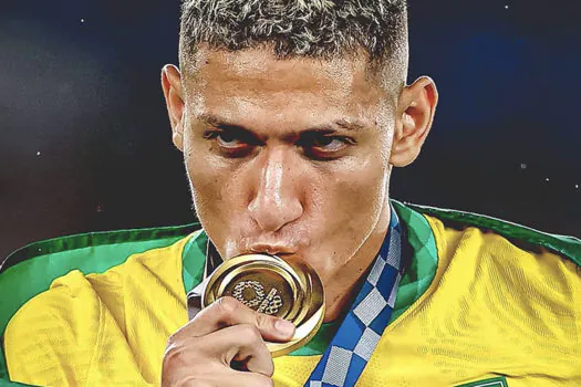 Jogador Richarlison cobra melhores condições para o esporte brasileiro