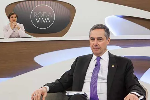 No Roda Viva, Barroso mantém discurso sobre adiamento das Eleições