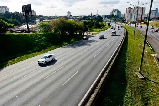 Ecovias conclui renovação de pavimento na pista sentido litoral da rodovia Anchieta