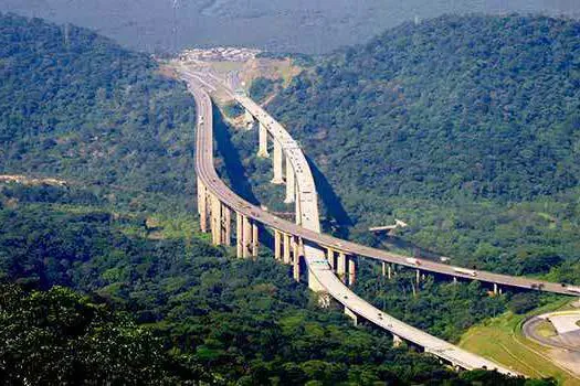 Serviços de conservação semanais garantem qualidade e segurança nas rodovias do SAI