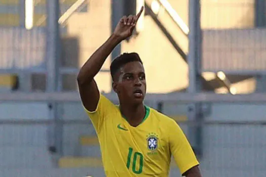 Rodrygo agradece ‘honra’ de usar camisa 10 de Pelé e Neymar na seleção