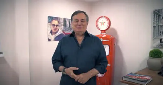 Ronnie Von se torna youtuber e enche os fãs de expectativa