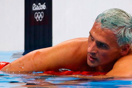 Homens são detidos após invadirem programa de TV em protesto contra Lochte