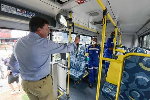 Morando amplia frota de ônibus nos horários de pico e reforça processo de higienização