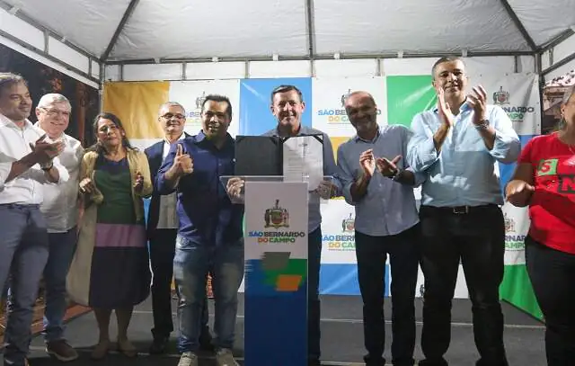 Orlando Morando assina ordem de serviço para implantação de Praça-Parque no Estoril