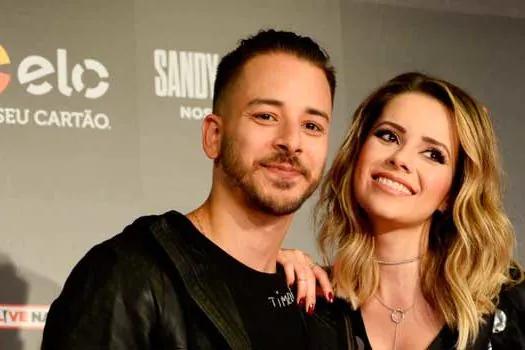 Sandy e Junior lotam arena Barclays Center, em Nova York