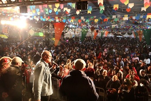 Diadema abre São João com Orquestra Paulistana de Viola