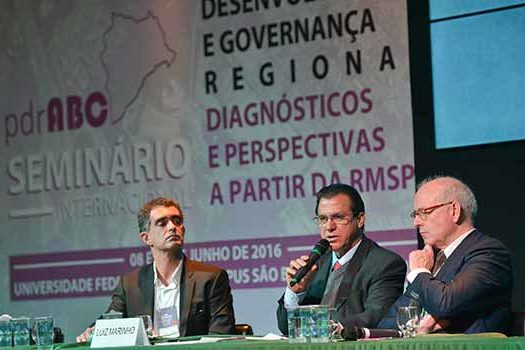 Luiz Marinho abre seminário internacional sobre governança regional