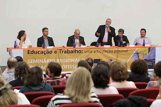 Educação e Trabalho articulados promovem Desenvolvimento