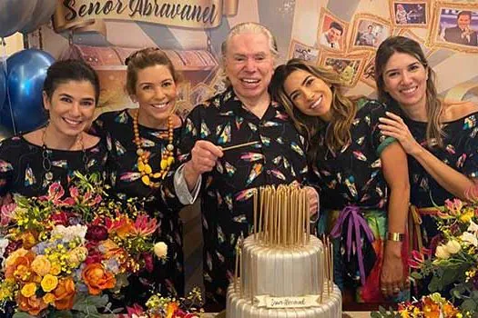 Silvio Santos celebra aniversário de 90 anos com festa do pijama