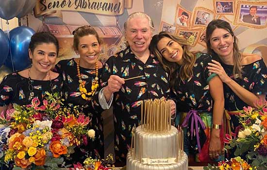 Silvio Santos celebra aniversário de 90 anos com festa do pijama