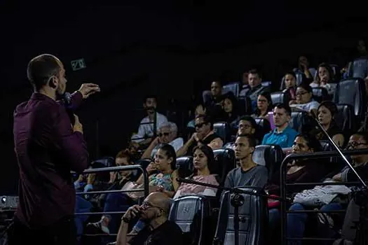 Preparando o Futuro: Programa Educação Empreendedora começa com Stenio Moura