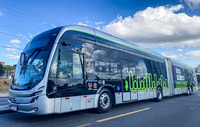 Nas tomadas curitibanas: ônibus articulado 100% elétrico será testado