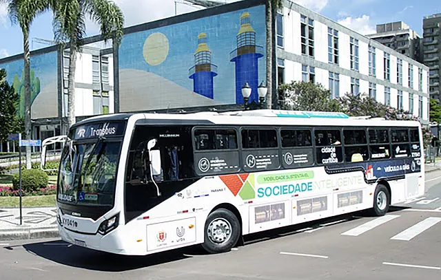 Coletivo a GNV: Scania inicia demonstração com ônibus 100% movido a gás natural