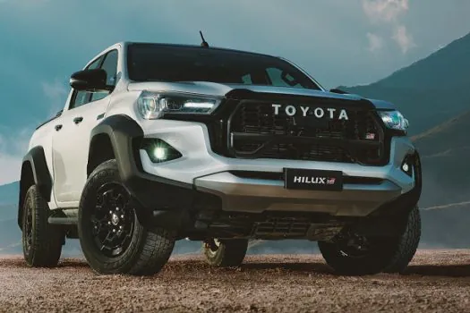 Caçamba de corrida: a nova geração da picape Toyota Hilux GR-Sport