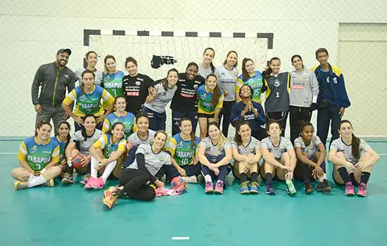 Handebol feminino de Tabapuã acompanha treino de São Bernardo