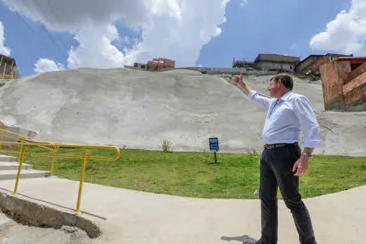 Morando ressalta construção de taludes em áreas de risco de São Bernardo