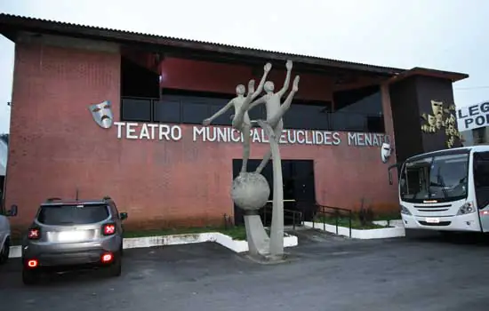 Biblioteca Municipal de Ribeirão Pires abre espaço para escritores do município